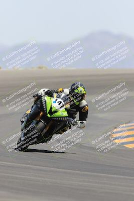 media/May-14-2023-SoCal Trackdays (Sun) [[024eb53b40]]/Turn 12 (1145am)/